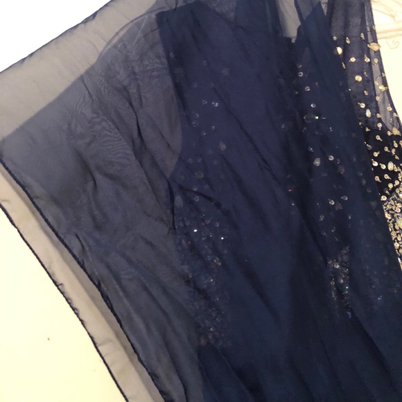 Grad Dress - Picture 4 of 6